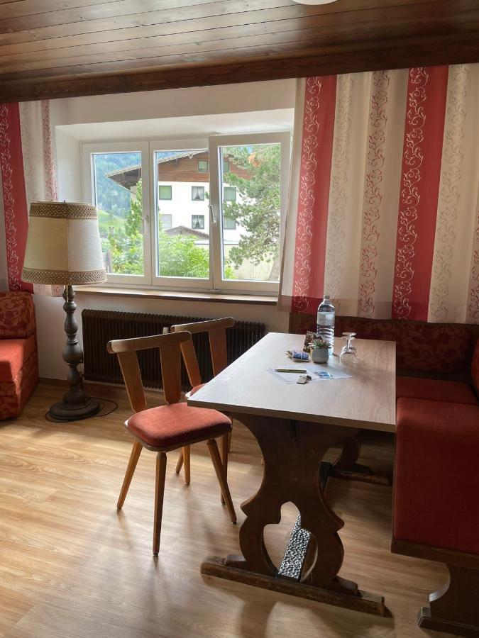 Sonnenhof Apartment คัลส์ อัม โกรสส์กล็อคเนอร์ ภายนอก รูปภาพ